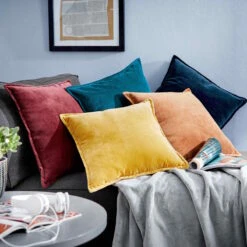 Kissen L 45 X B 45cm COTTON VELVET In Hellbraun 15 Kissen L 45 X B 45cm COTTON VELVET In Hellbraun -Einrichtungsgeschäft butlers kissen l 45 x b 45cm cotton velvet in hellbraun 6