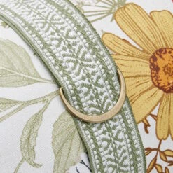 Picknickdecke L 175 X B 154cm BETWEEN FLOWERS In Creme 19 Picknickdecke L 175 X B 154cm BETWEEN FLOWERS In Creme -Einrichtungsgeschäft butlers picknickdecke l 175 x b 154cm between flowers in creme 5